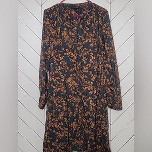 Banana Republic 🌼Long Sleeved Floral Dress🌼Size 14🌼